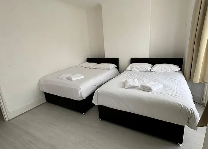 East London 2 Bedroom Flat