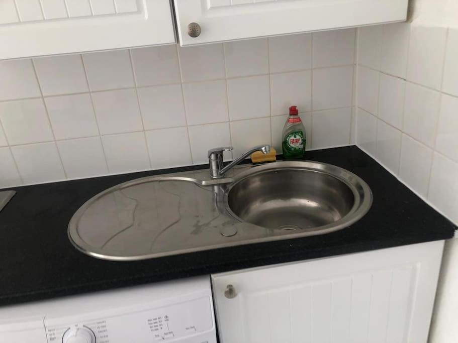 East 2 Bedroom Flat London