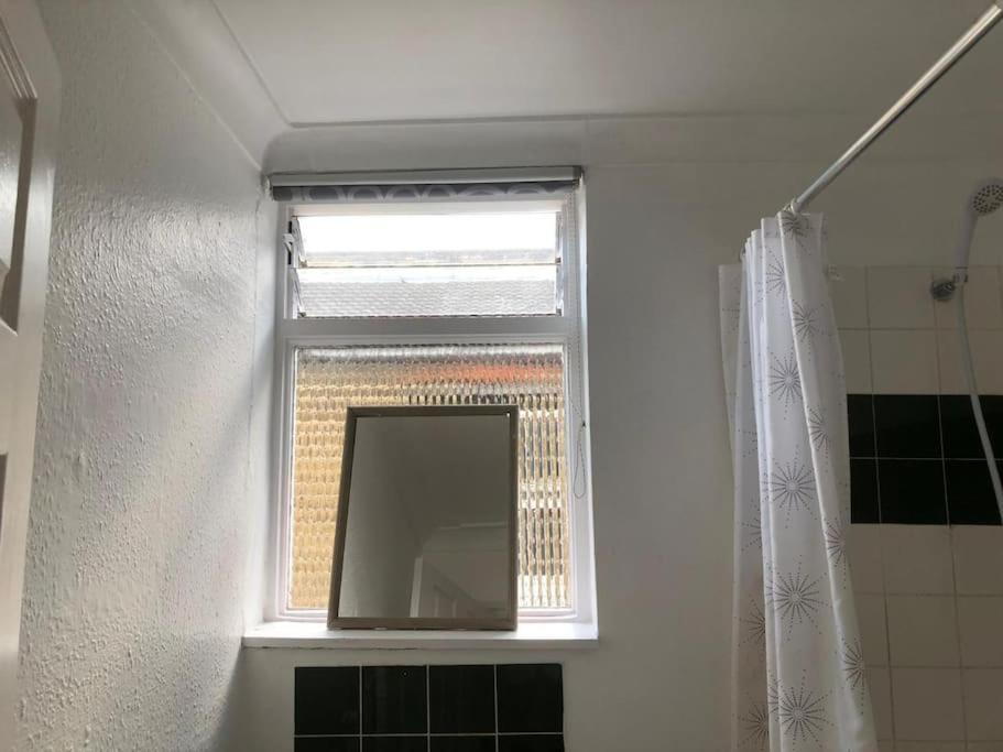 Apartment East 2 Bedroom Flat London